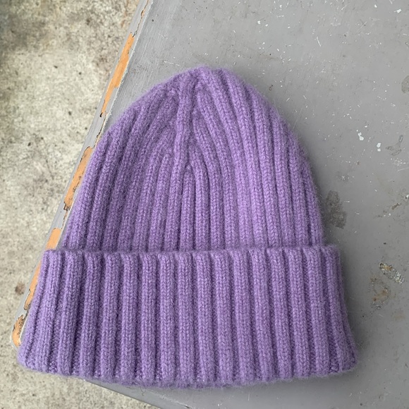 LE BONNET GRANDE BEANIE- Lavender - Picture 2 of 8